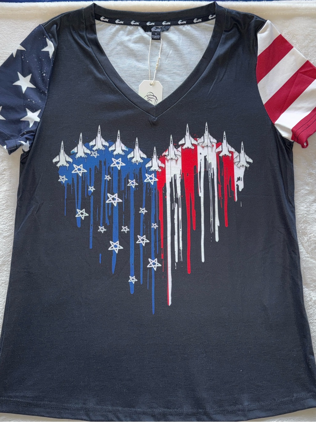 Nwt Patriotic V-Neck Graphic Tee American Flag Heart Black/Red/Blue 4th Of July — image 8 of 8